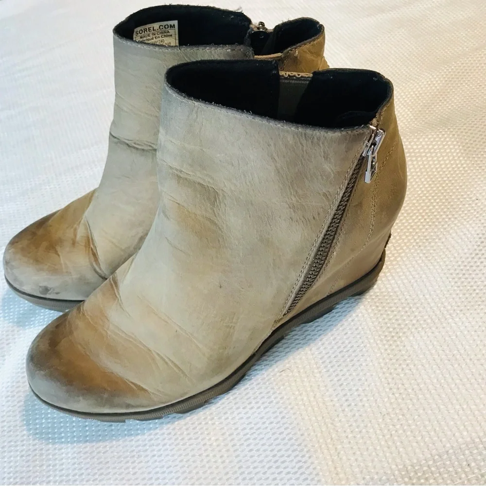 Sorel Women's Tan Wedge‎ Ankle Boots